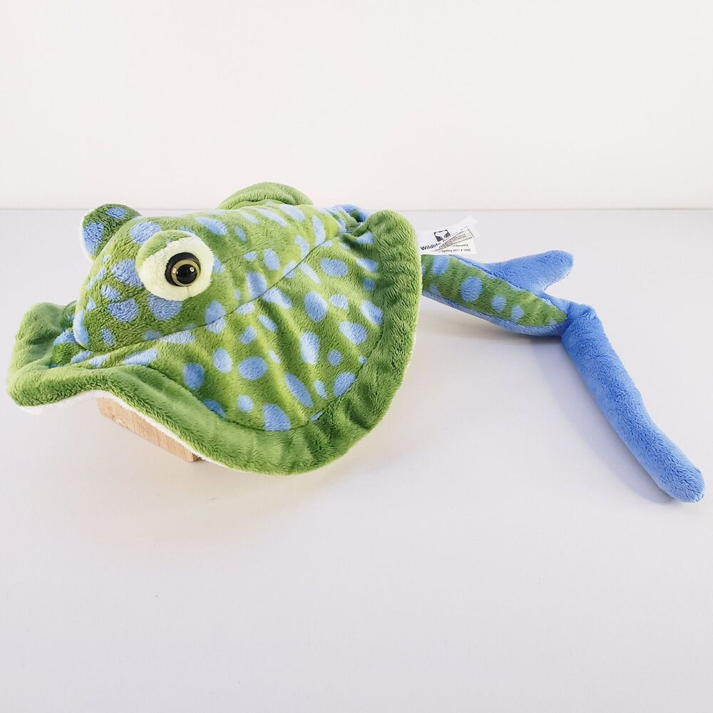 Wildlife Artists Sting Ray Plush Stuffed Animal Sea Creature Ocean Toy
